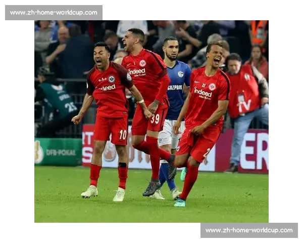 斯图加特官宣签下巴萨 18 岁中场新星达尔维奇 四年长约开启德甲新征程