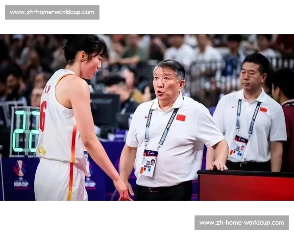 女篮外线哑火引争议！名记力挺宫鲁鸣铁腕决策，李梦缺席背后的战略博弈